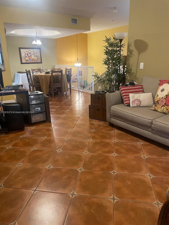 6560 NW 114th Ave Unit 531, Doral, FL 33178 - living area featuring tile patterned flooring