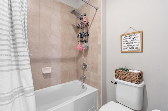 3401 SE 5th St, Homestead, FL 33033 - bathroom featuring toilet and shower / bath combo