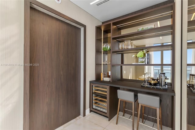 1300 Brickell Bay Dr Unit 4400, Miami, FL 33131 - bar area featuring wine cooler