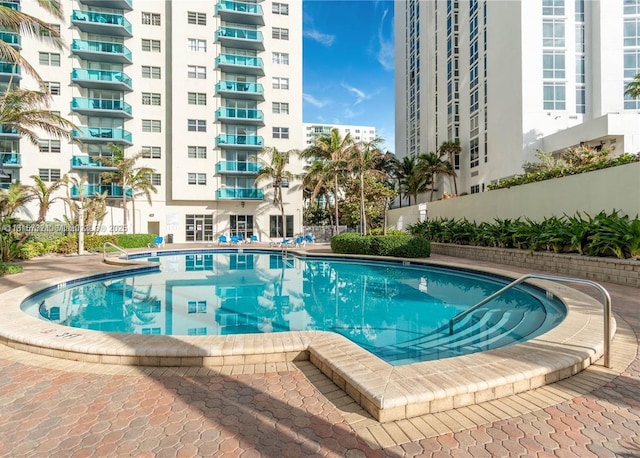 4001 S Ocean Dr Unit 11A, Hollywood, FL 33019 - view of community pool