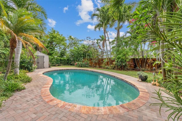 2472 Andros Ln, Fort Lauderdale, FL 33312 - photo 30