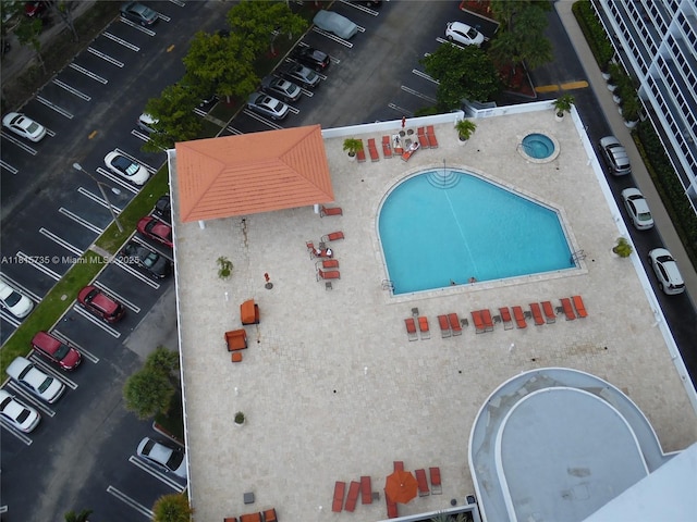 20505 E Country Club Dr Unit 138, Aventura, FL 33180 - drone / aerial view of a pool