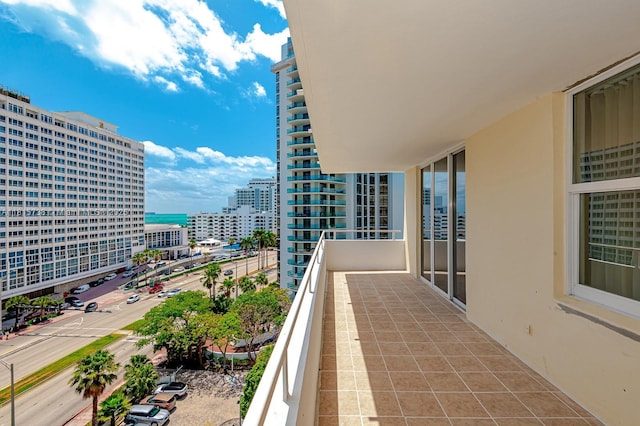 5600 Collins Ave Unit 10E, Miami Beach, FL 33140 - balcony featuring a city view