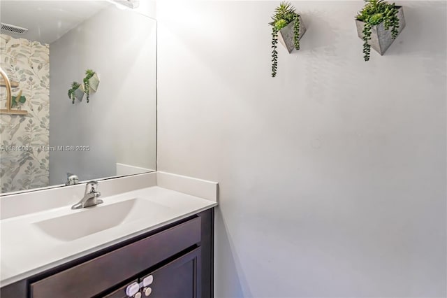 724 SE 37th Ave, Homestead, FL 33033 - bathroom with vanity
