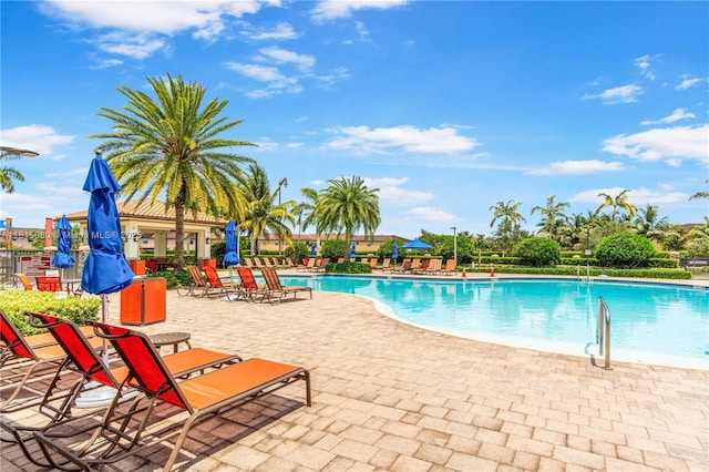 724 SE 37th Ave, Homestead, FL 33033 - community pool featuring a patio