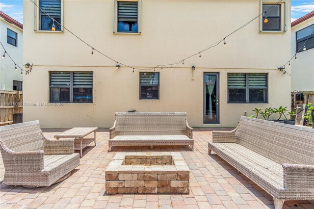 724 SE 37th Ave, Homestead, FL 33033 - view of patio / terrace with outdoor lounge area