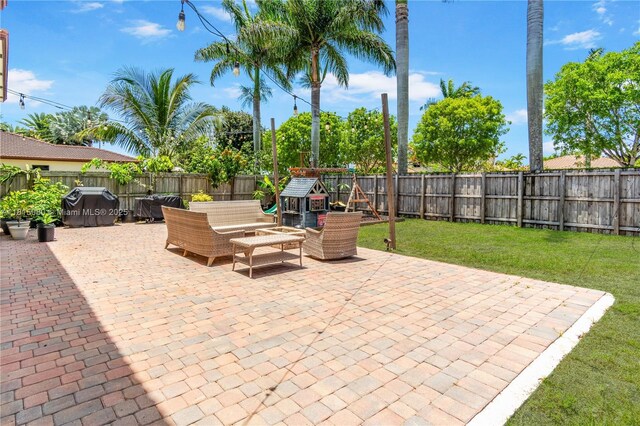 724 SE 37th Ave, Homestead, FL 33033 - view of patio / terrace