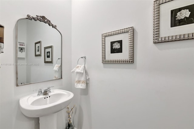 680 SE Lake Falls St, Port St Lucie, FL 34984 - bathroom featuring a sink