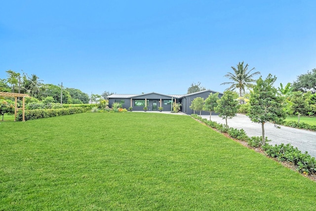 13711 SW 29th St, Davie, FL 33330 - view of green lawn