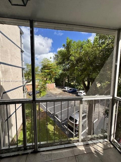 6955 NW 186th St Unit F301, Hialeah, FL 33015 - view of balcony