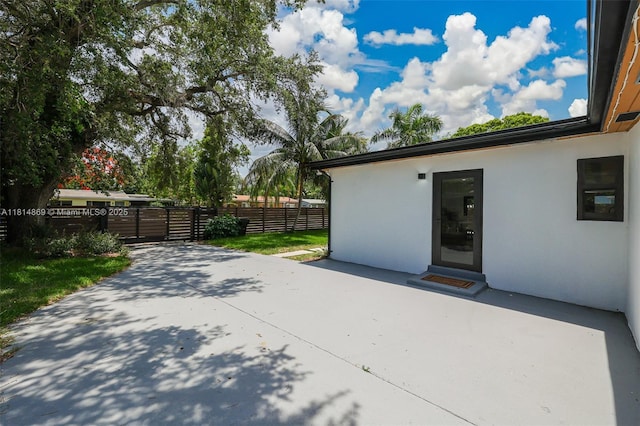 3105 SW 16th St, Fort Lauderdale, FL 33312 - view of patio / terrace