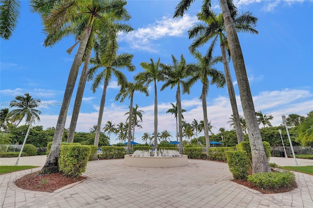 1981 NW 171st Ave, Pembroke Pines, FL 33028 - view of property's community