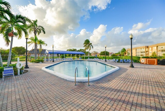 9601 Sunrise Lakes Blvd Unit 106, Sunrise, FL 33322 - view of community pool