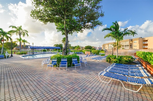 9601 Sunrise Lakes Blvd Unit 106, Sunrise, FL 33322 - view of property's community with a swimming pool