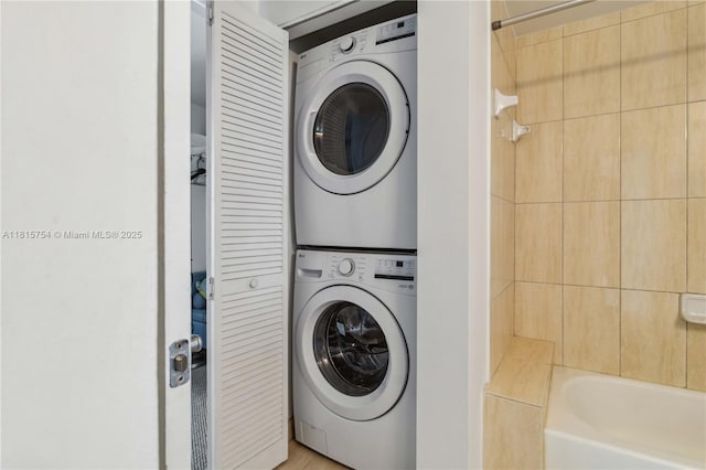 1750 N Bayshore Dr Unit 4604, Miami, FL 33132 - laundry area with stacked washer and clothes dryer