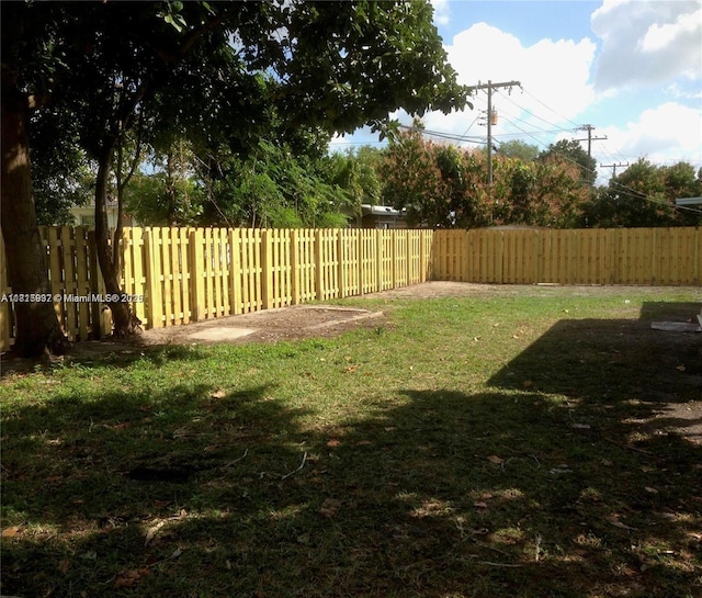 6309 Wiley St, Hollywood, FL 33023 - view of fenced backyard