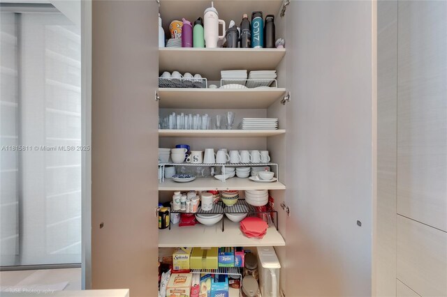 650 NE 32nd St Unit 4701, Miami, FL 33137 - view of storage area