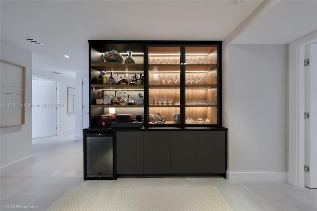 650 NE 32nd St Unit 4701, Miami, FL 33137 - indoor bar with wine cooler and baseboards