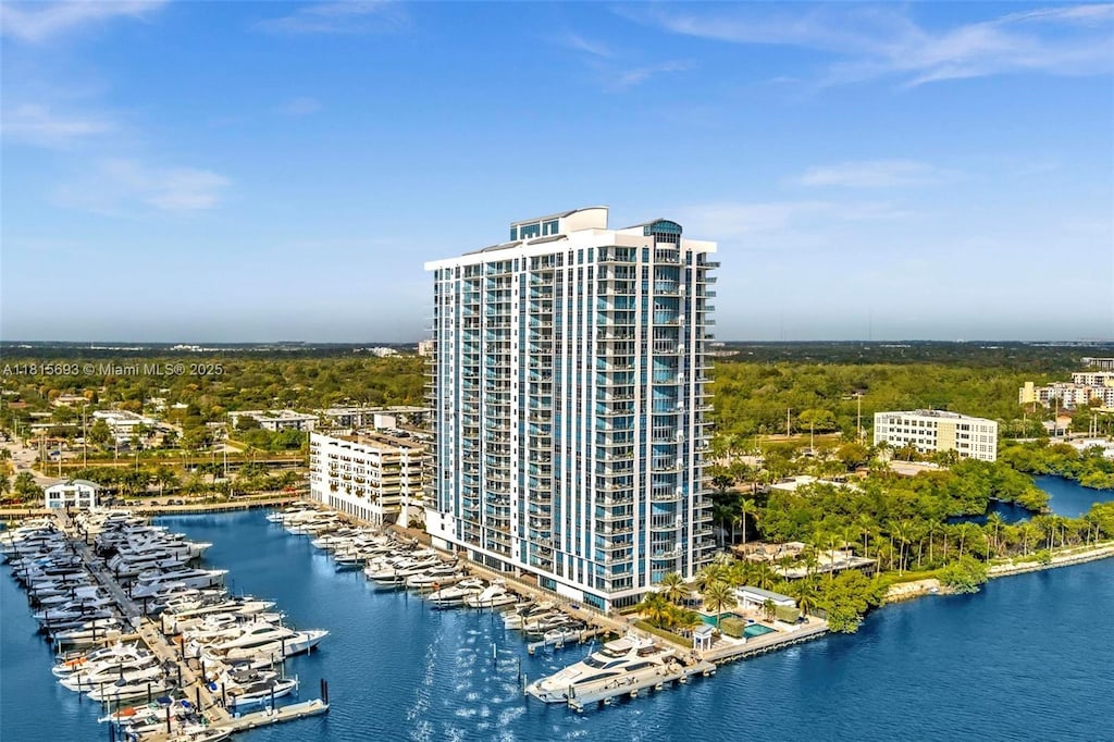 17211 Biscayne Blvd, Slip North Miami Beach, FL 33160