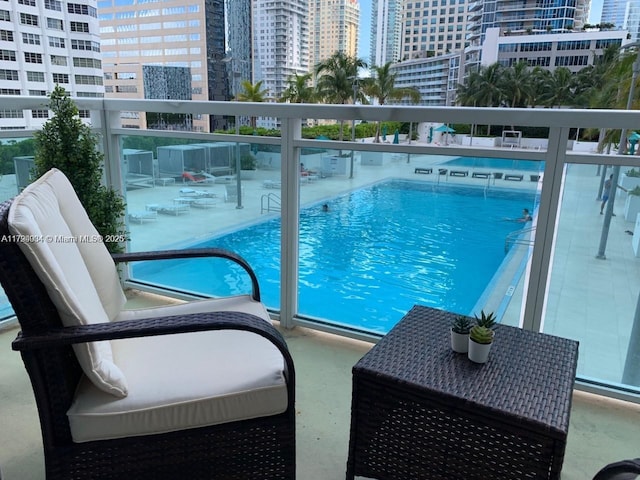 950 Brickell Bay Dr Unit 1107, Miami, FL 33131 - community pool with a city view
