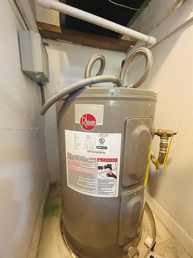 8002 Lagos De Campo Blvd Unit B-107, Tamarac, FL 33321 - utility room with water heater