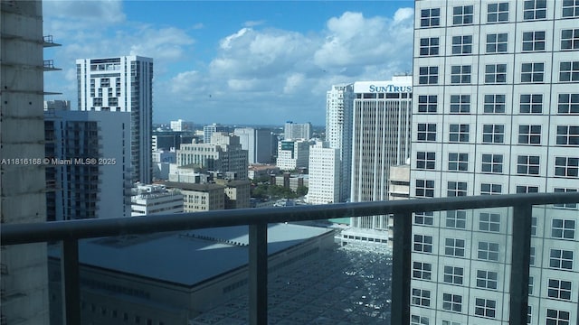 300 S Biscayne Blvd Unit 2705, Miami, FL 33131 - balcony with a view of city