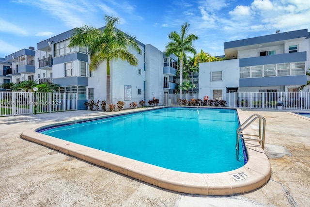 2465 SW 18th Ave Unit 3210, Miami, FL 33145 - view of community pool