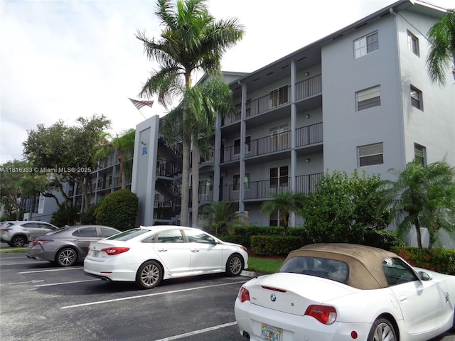 900 SW 125th Way Unit 112R, Pembroke Pines, FL 33027 - view of apartment building / complex with uncovered parking