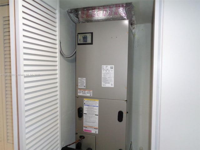 900 SW 125th Way Unit 112R, Pembroke Pines, FL 33027 - view of utility room