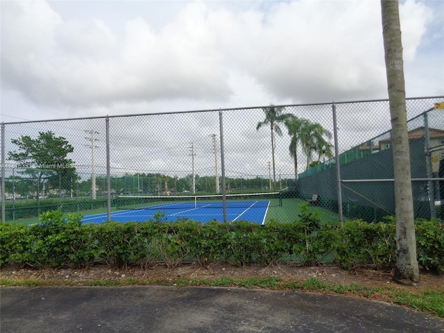 900 SW 125th Way Unit 112R, Pembroke Pines, FL 33027 - view of tennis court