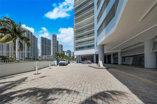 335 S Biscayne Blvd Unit 3110, Miami, FL 33131 - view of community featuring a view of skyline