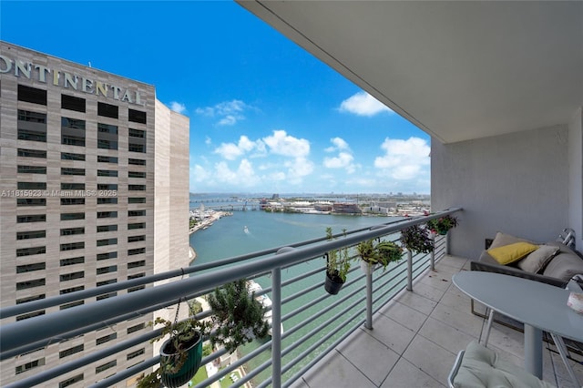 335 S Biscayne Blvd Unit 3110, Miami, FL 33131 - balcony featuring a water view