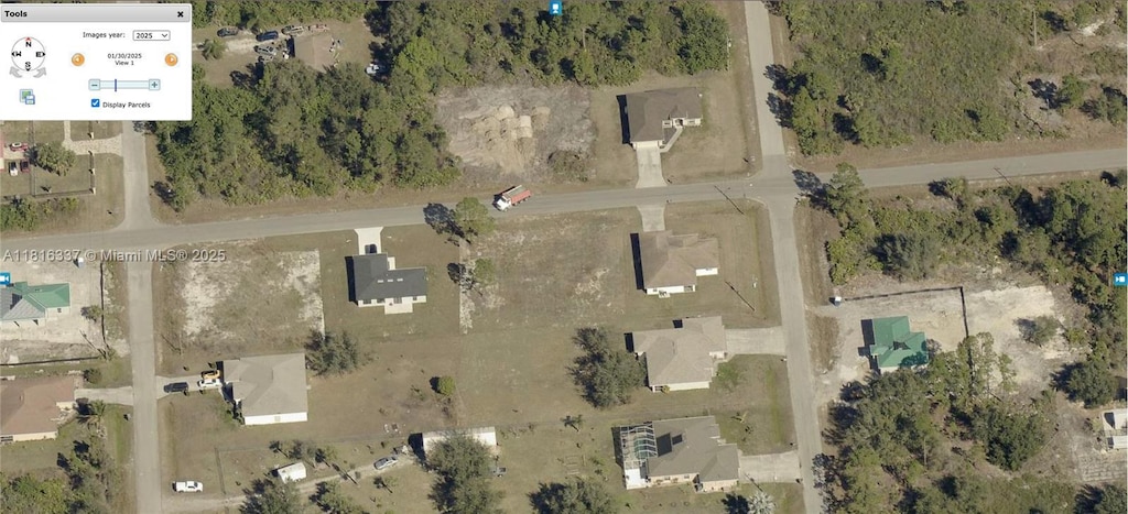 12 W 8th St, Lehigh Acres, FL 33972