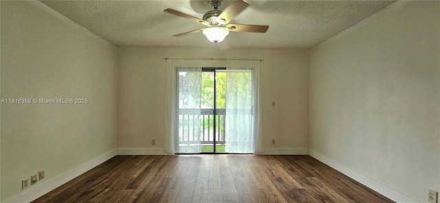 empty room featuring dark wood-style floors, a textured ceiling, ceiling fan, and baseboards