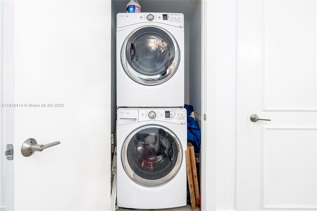 1800 S Ocean Dr Unit 2208, Hallandale Beach, FL 33009 - laundry room with stacked washer / dryer