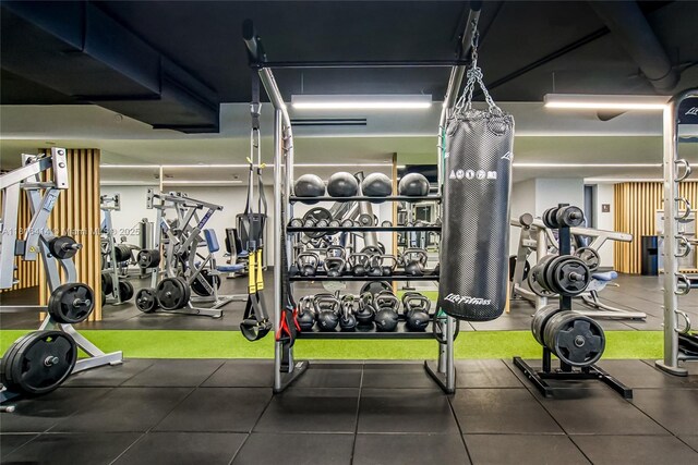1800 S Ocean Dr Unit 2208, Hallandale Beach, FL 33009 - view of workout area
