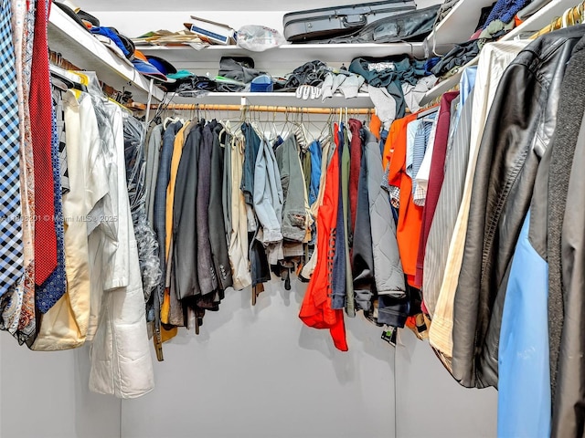 3121 N 52nd Ave, Hollywood, FL 33021 - view of walk in closet