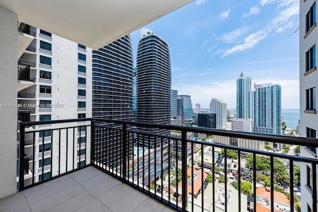 999 1st Ave Unit 2707, Miami, FL 33130 - balcony with a city view