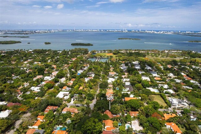 492 NE 55th St, Miami, FL 33137 - aerial view of property's location featuring a nearby body of water and nearby suburban area