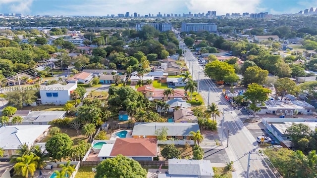 735 NE 38th St, Oakland Park, FL 33334 - bird's eye view of city skyline and a pool area