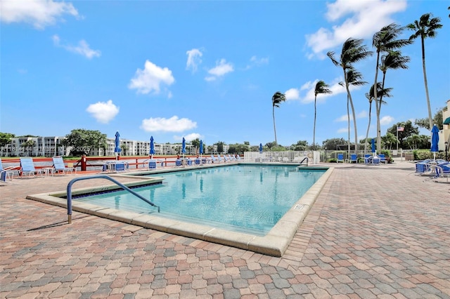 9510 Seagrape Dr Unit 101, Davie, FL 33324 - community pool with a patio