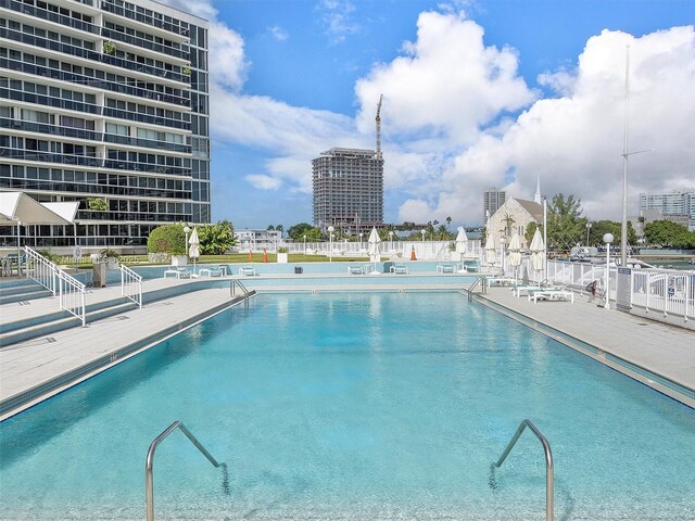 900 Bay Dr Unit 727-725, Miami Beach, FL 33141 - view of community pool