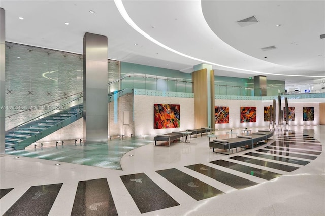 92 SW 3rd St Unit 5204, Miami, FL 33130 - common area with a towering ceiling and recessed lighting