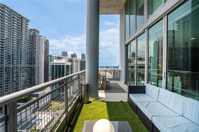 690 SW 1st Ct Unit 3116, Miami, FL 33130 - photo 42