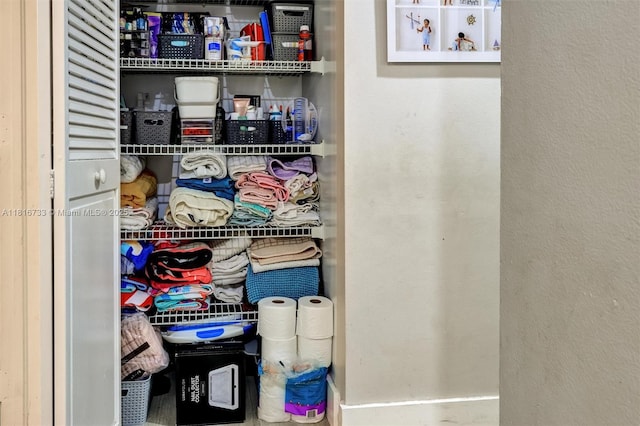 4760 SW 57th Ave, Davie, FL 33314 - view of closet