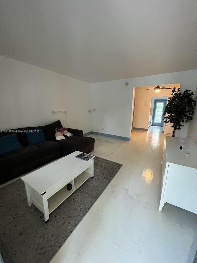 761 Euclid Ave Unit 12B, Miami Beach, FL 33139 - view of living area