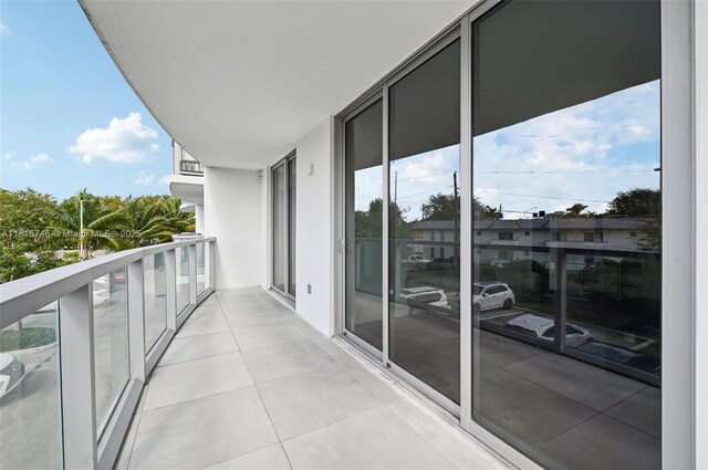 13800 Highland Dr Unit 202, North Miami Beach, FL 33181 - photo 25