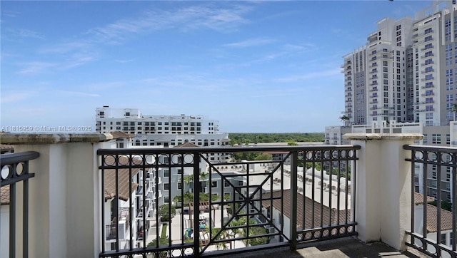 8390 SW 72nd Ave Unit 811, Miami, FL 33143 - view of balcony