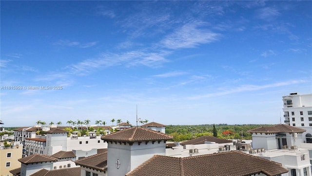8390 SW 72nd Ave Unit 811, Miami, FL 33143 - city view featuring nearby suburban area