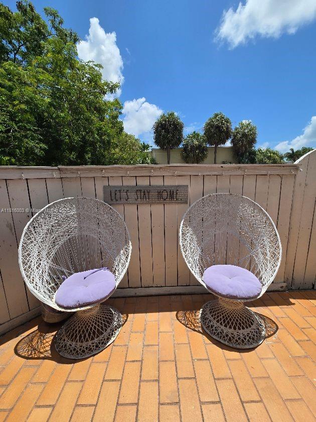 4560 SW 68th Ct Cir Unit 61-9, Miami, FL 33155 - view of patio / terrace